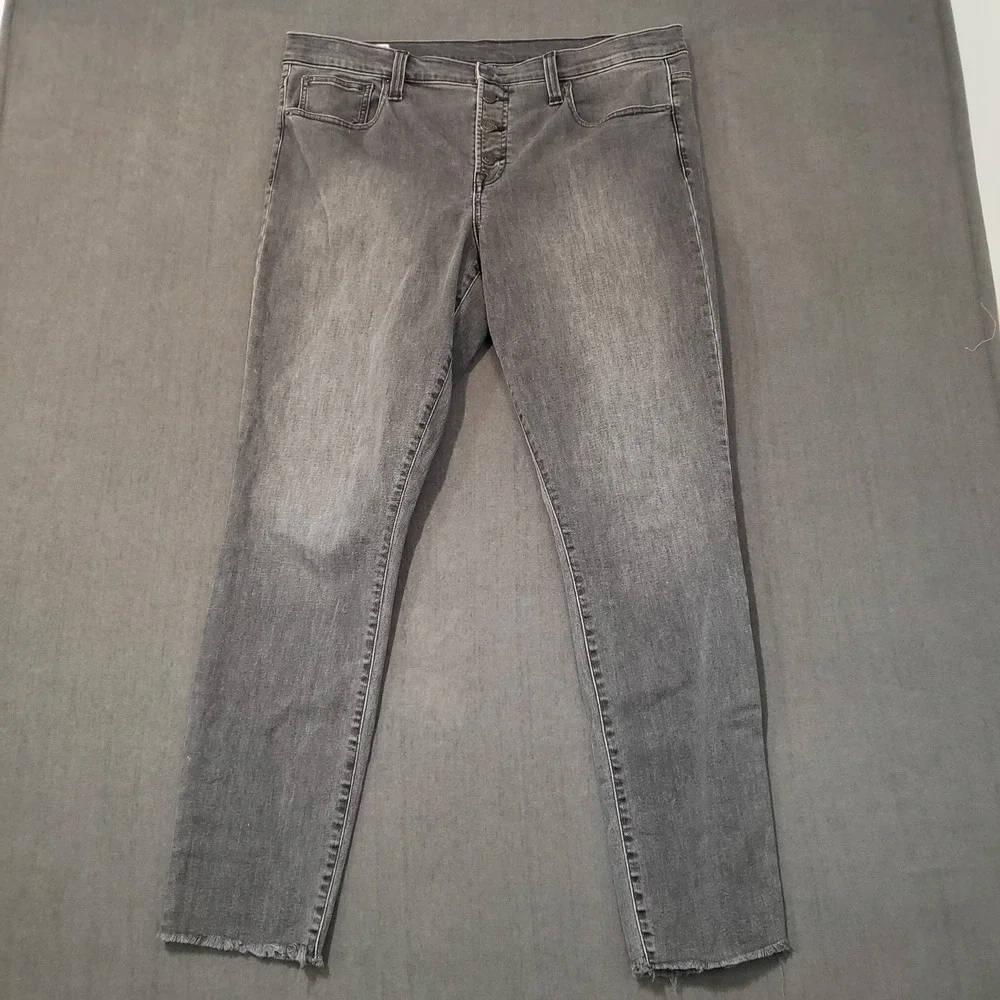 Gap Jeans Womens Size 18 Tall Mid Rise‎ Skinny Button Fly Black